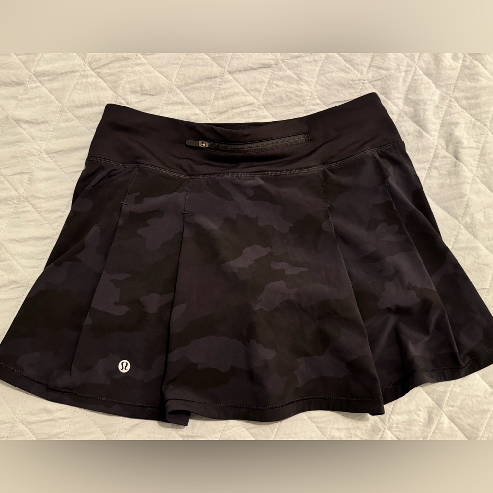 LULULEMON Pace Rival Mini Skirt LONG camo Size 4